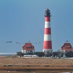 Suederbootfahrt - Ruheoase Fuer Naturliebhaber In Zwischen Toenning Und St Peter Ording Perfekt Fuer Radtouren شقة Katingsiel