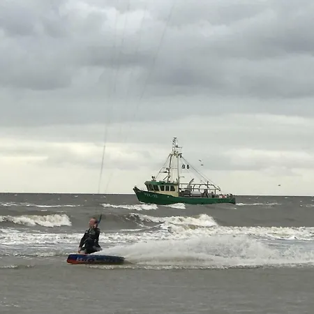 Apartamento Suederbootfahrt - Ruheoase Für Naturliebhaber In Zwischen Tönning Und St Peter Ording Perfekt Für Radtouren